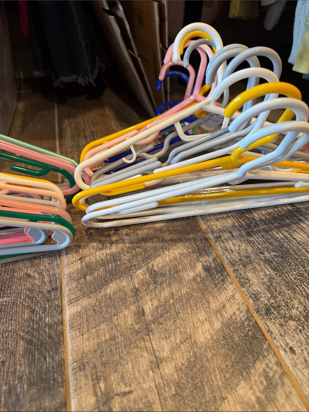 Kids hangers - 20 pack - Picture 3 of 3